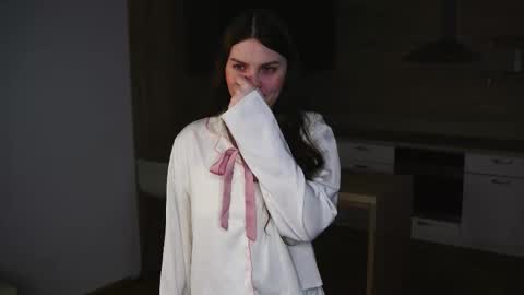 Snapshot of angelalantaff chatting on November 2025 06:36:02 AM Olivia online show from November 2025 06:36:02 AM