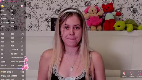 Darsi Anty online show from November 2025 02:53:02 PM