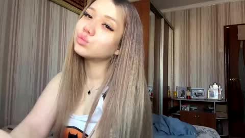 Angel online show from April 2026 05:22:01 AM