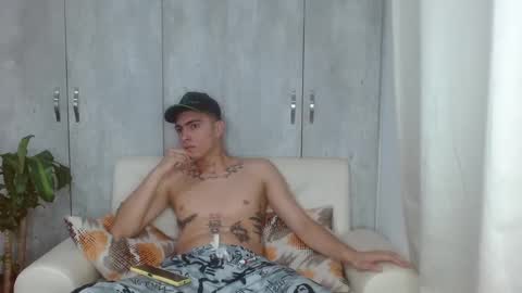 Snapshot of angelbacker22 chatting on January 2025 04:41:02 AM angelbacker22 online show from January 2025 04:41:02 AM