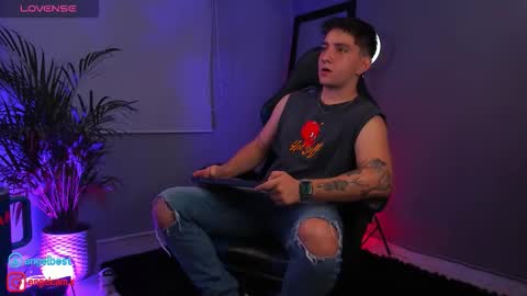 angelbell19 online show from September 2025 01:39:01 AM