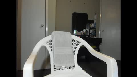 Snapshot of angelchezcka chatting on November 2025 12:15:01 PM cheche online show from November 2025 12:15:01 PM