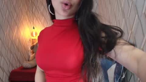 Snapshot of angelchristix chatting on November 2025 12:27:01 PM Angel online show from November 2025 12:27:01 PM