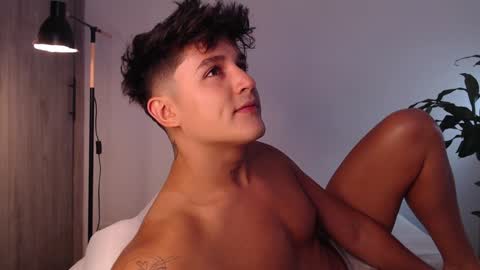 Snapshot of angelcossio chatting on December 2024 08:02:02 PM Angel online show from December 2024 08:02:02 PM