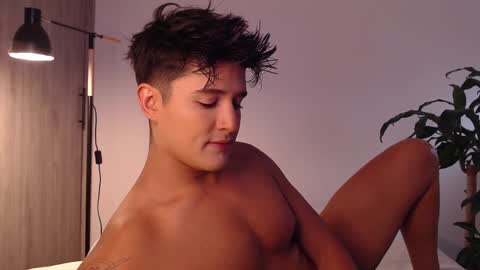 Snapshot of angelcossio chatting on December 2024 07:43:01 PM Angel online show from December 2024 07:43:01 PM