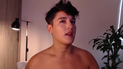 Snapshot of angelcossio chatting on January 2025 09:52:02 PM Angel online show from January 2025 09:52:02 PM