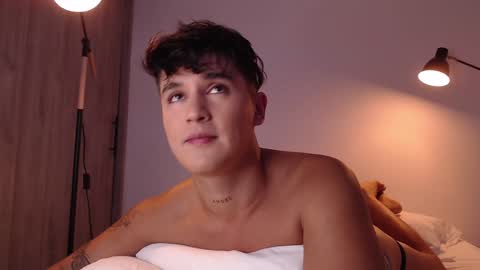 Snapshot of angelcossio chatting on February 2025 02:06:02 AM Angel online show from February 2025 02:06:02 AM