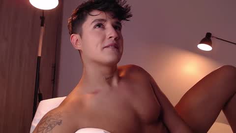 Snapshot of angelcossio chatting on February 2025 11:59:02 PM Angel online show from February 2025 11:59:02 PM