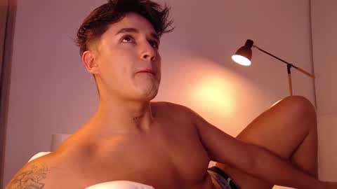 Snapshot of angelcossio chatting on September 2025 12:33:02 AM Angel online show from September 2025 12:33:02 AM