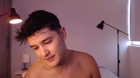 Snapshot of angelcossio chatting on October 2025 07:04:02 PM Angel online show from October 2025 07:04:02 PM