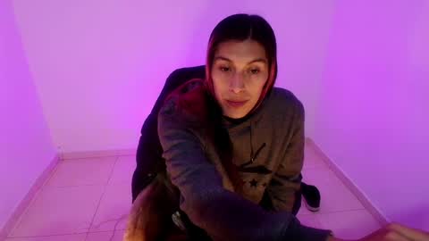 angele online show from April 2026 06:52:01 PM