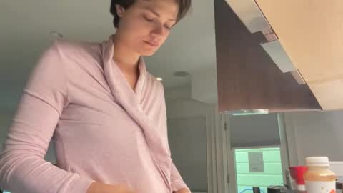 angeleleven11 online show from September 2025 04:29:02 PM