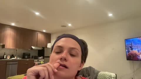 angeleleven11 online show from September 2025 03:08:02 AM