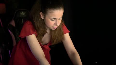 Snapshot of angeles_08 chatting on May 2026 09:16:01 AM Angel online show from May 2026 09:16:01 AM