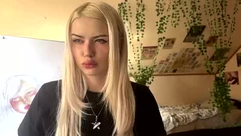 Lena online show from April 2026 09:10:01 AM