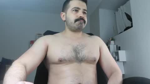 Snapshot of angelfusco chatting on May 2026 04:19:01 AM Angel Fusco online show from May 2026 04:19:01 AM