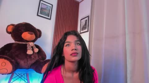 Snapshot of angeli_sexi chatting on May 2026 01:45:02 AM Carolina online show from May 2026 01:45:02 AM