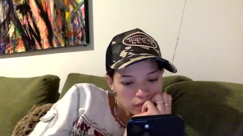 Snapshot of angelia01m chatting on September 2025 02:37:02 AM angelia01m online show from September 2025 02:37:02 AM