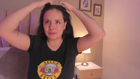 Snapshot of angelica_cross chatting on May 2026 08:27:01 PM Angelica Cross online show from May 2026 08:27:01 PM