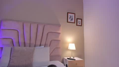 Snapshot of angelica_cross chatting on May 2026 08:17:01 PM Angelica Cross online show from May 2026 08:17:01 PM