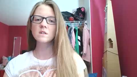 AngelicAngel online show from December 2025 07:52:02 PM