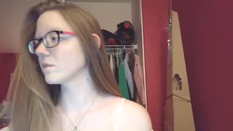 AngelicAngel online show from April 2026 04:46:02 AM