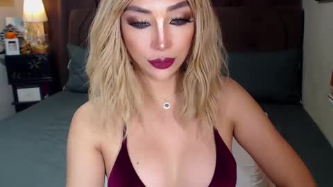 MS. AMALIA online show from February 2025 09:50:02 AM