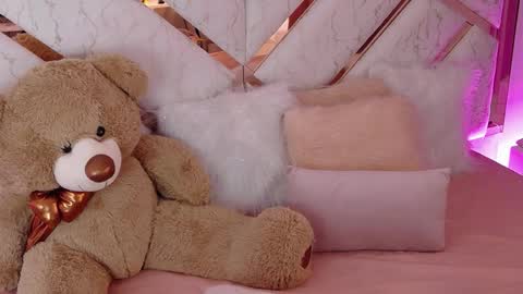 angeliepastori online show from January 2025 04:26:01 PM