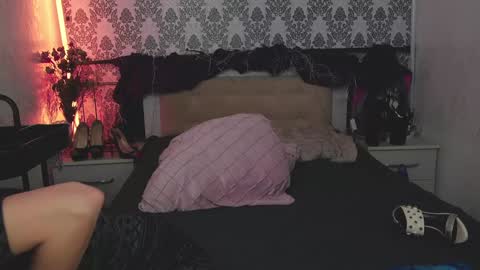 Snapshot of angelika_rouge chatting on October 2025 03:38:02 PM Angelika Rouge online show from October 2025 03:38:02 PM