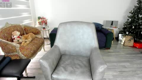 angelina_class_7 online show from December 2024 03:26:02 PM