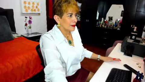 Snapshot of angelina_stone_65 chatting on July 2026 11:43:01 PM Angelina online show from July 2026 11:43:01 PM