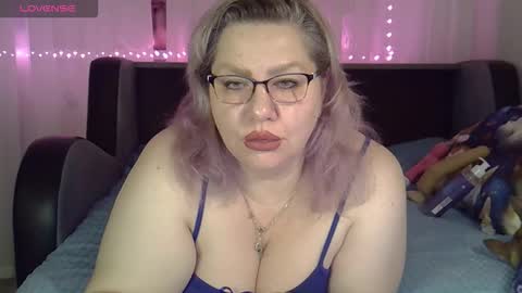 AngelinaGlam online show from October 2025 05:08:02 PM