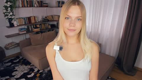 Alice WOW online show from April 2026 08:09:02 AM