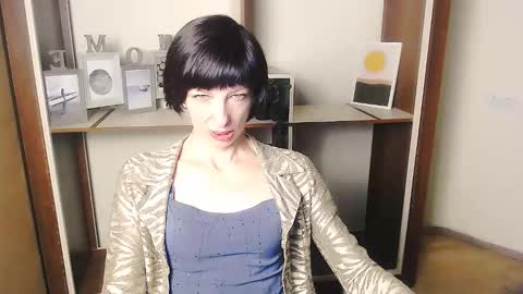 Angelina online show from September 2025 06:15:02 AM