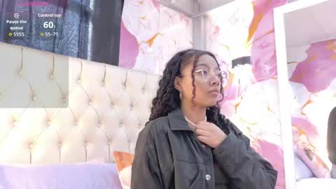 angeline_scot online show from May 2026 12:11:02 PM