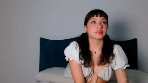 Angelinhaa  online show from September 2025 12:15:01 AM