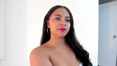 A F R O D I T A online show from December 2025 11:17:01 AM