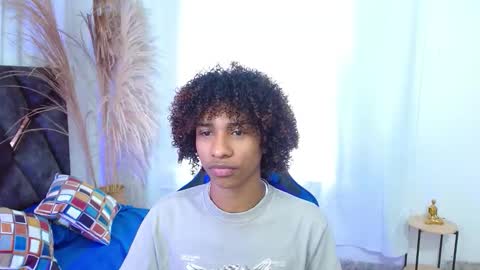 Angel online show from December 2025 08:48:02 PM