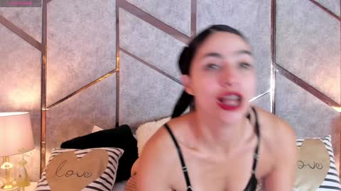 Angel online show from January 2025 01:53:02 PM