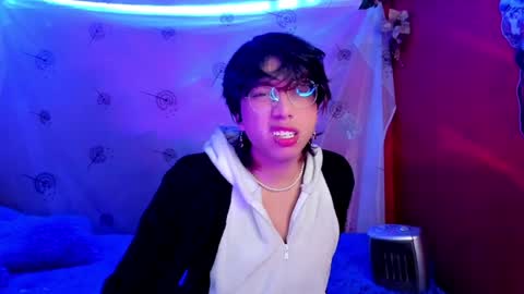 Snapshot of angellonfire chatting on December 2024 06:59:02 AM Angel  online show from December 2024 06:59:02 AM