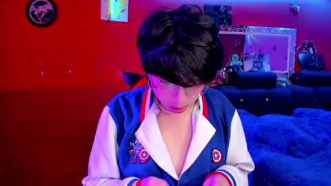 Snapshot of angellonfire chatting on December 2024 08:09:02 AM Angel  online show from December 2024 08:09:02 AM