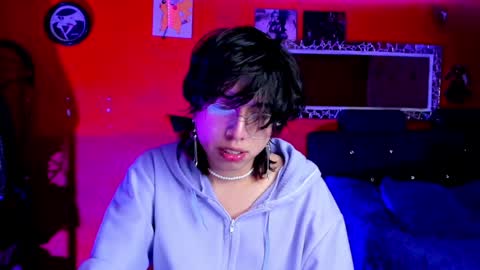 Snapshot of angellonfire chatting on January 2025 03:05:02 AM Angel  online show from January 2025 03:05:02 AM