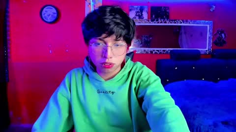 Snapshot of angellonfire chatting on March 2025 05:02:01 AM Angel  online show from March 2025 05:02:01 AM