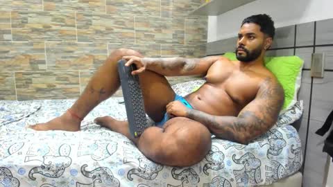 Snapshot of angelo_evans33 chatting on March 2025 02:17:01 AM angelo_evans33 online show from March 2025 02:17:01 AM