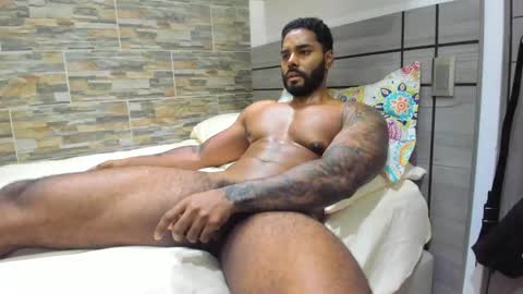 Snapshot of angelo_evans33 chatting on March 2025 11:44:02 PM angelo_evans33 online show from March 2025 11:44:02 PM