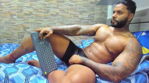 Snapshot of angelo_evans33 chatting on December 2025 10:48:01 PM angelo_evans33 online show from December 2025 10:48:01 PM