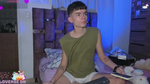 Angelo I work from home this is my room  online show from January 2025 10:39:01 PM