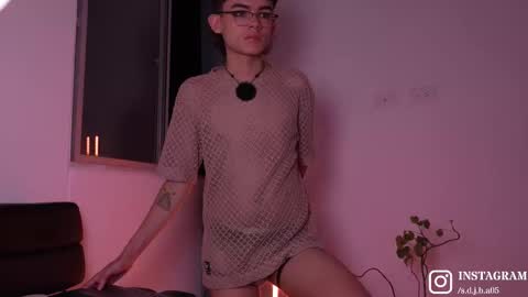 Angelo I work from home this is my room  online show from February 2026 12:06:02 AM