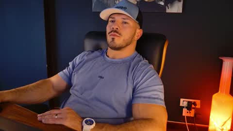 Snapshot of angeloeric chatting on October 2025 02:08:02 PM BlackWolf online show from October 2025 02:08:02 PM