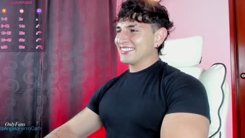 Snapshot of angeloferro1 chatting on December 2024 10:45:01 PM Angelo Ferro online show from December 2024 10:45:01 PM